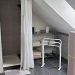 Au Bonheur De Mona Gouville-sur-Mer
